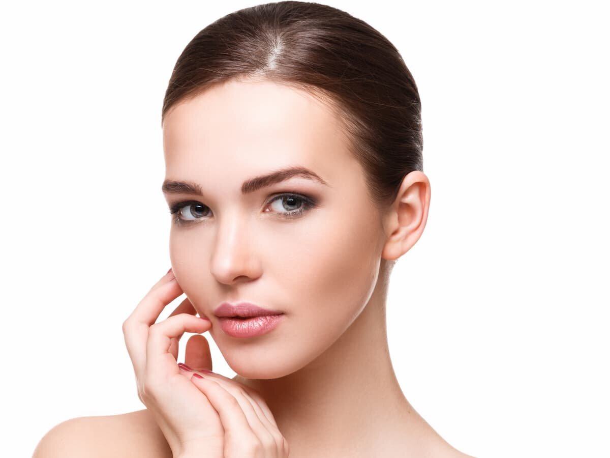 Comment adapter la couleur de ses sourcils à celle de ses cheveux ?
