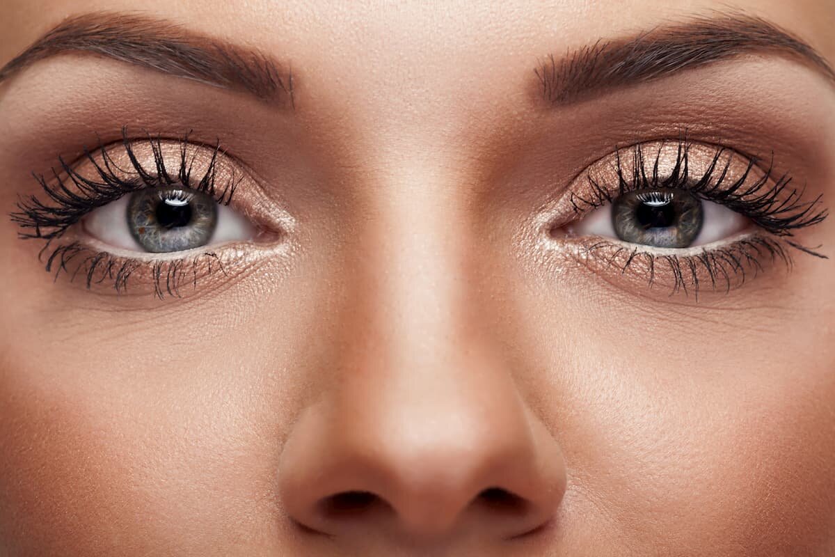 5 bonnes raisons de se tatouer les sourcils